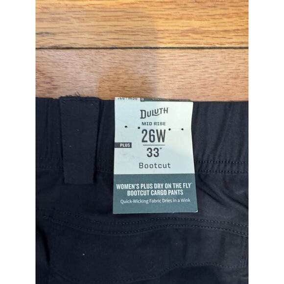 NWT Duluth Trading‎ Women Dry on the Fly Hiking Cargo Pant Boot Black PLUS 26x33 - Picture 7 of 10